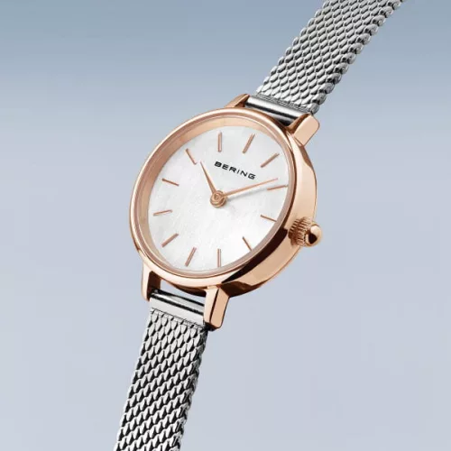 Bering női karóra karkötővel 11022-064-L2-GWP19