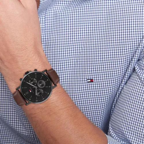 Tommy Hilfiger Tyson Day férfi karóra 1710704