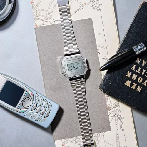 Casio Retro unisex karóra A168WEM-7EF