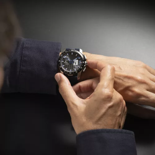 Festina Full Connected férfi okosóra  F23305/3