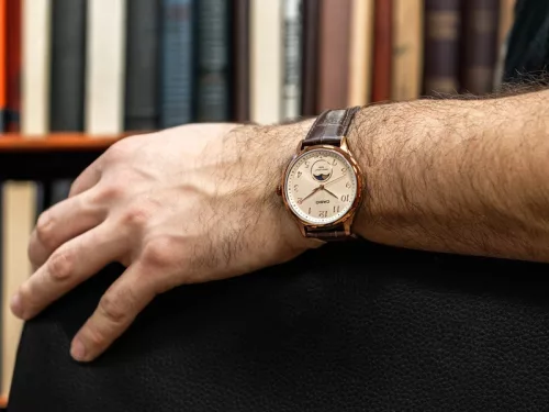 Casio férfi karóra MTP-M110RL-5AVER